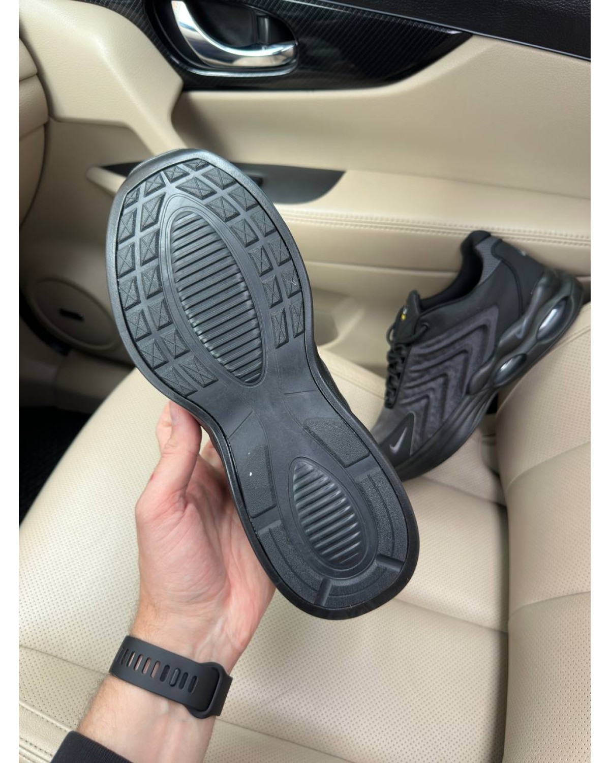 Nike Air Max TW Black