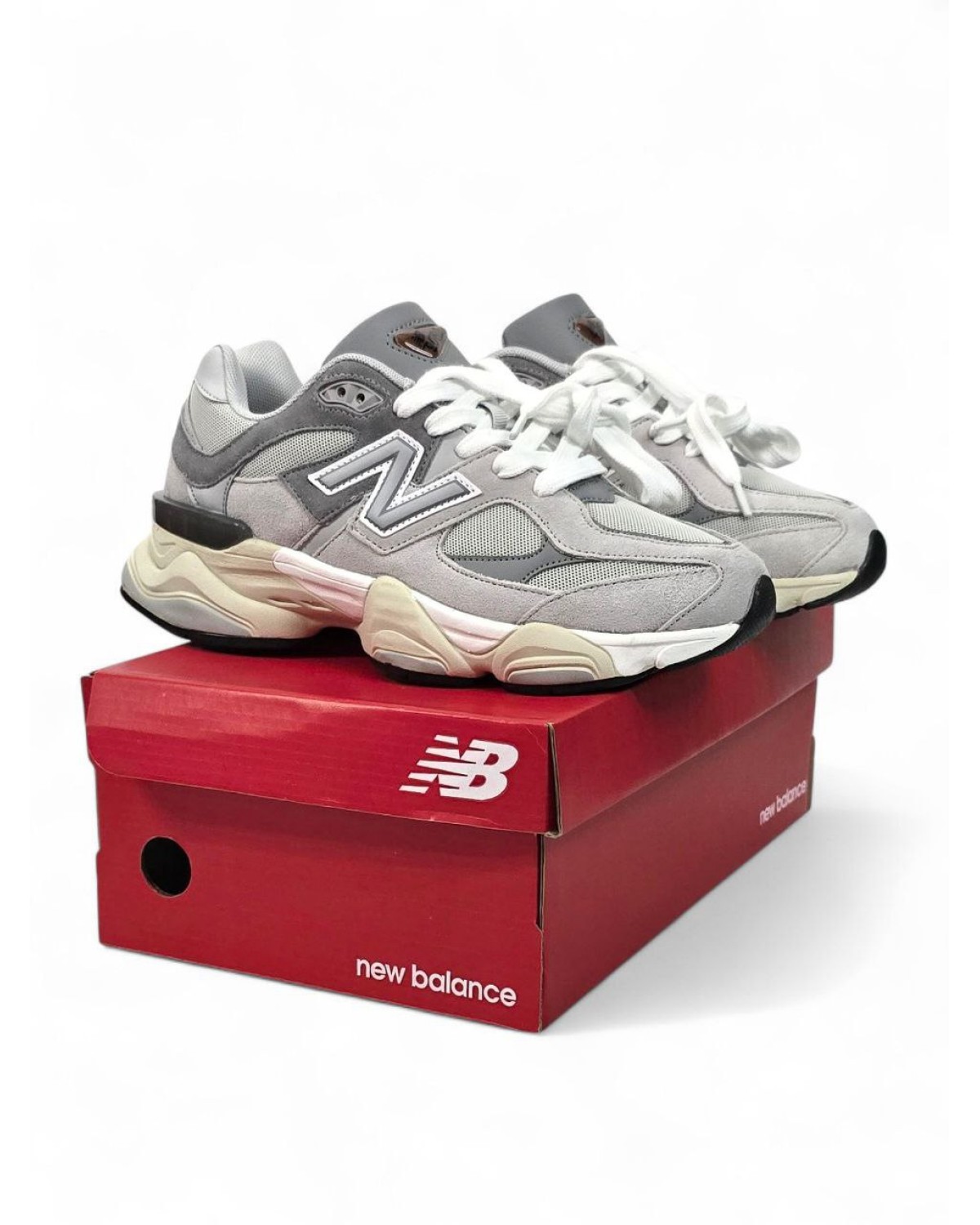 New Balance 9060 Grey