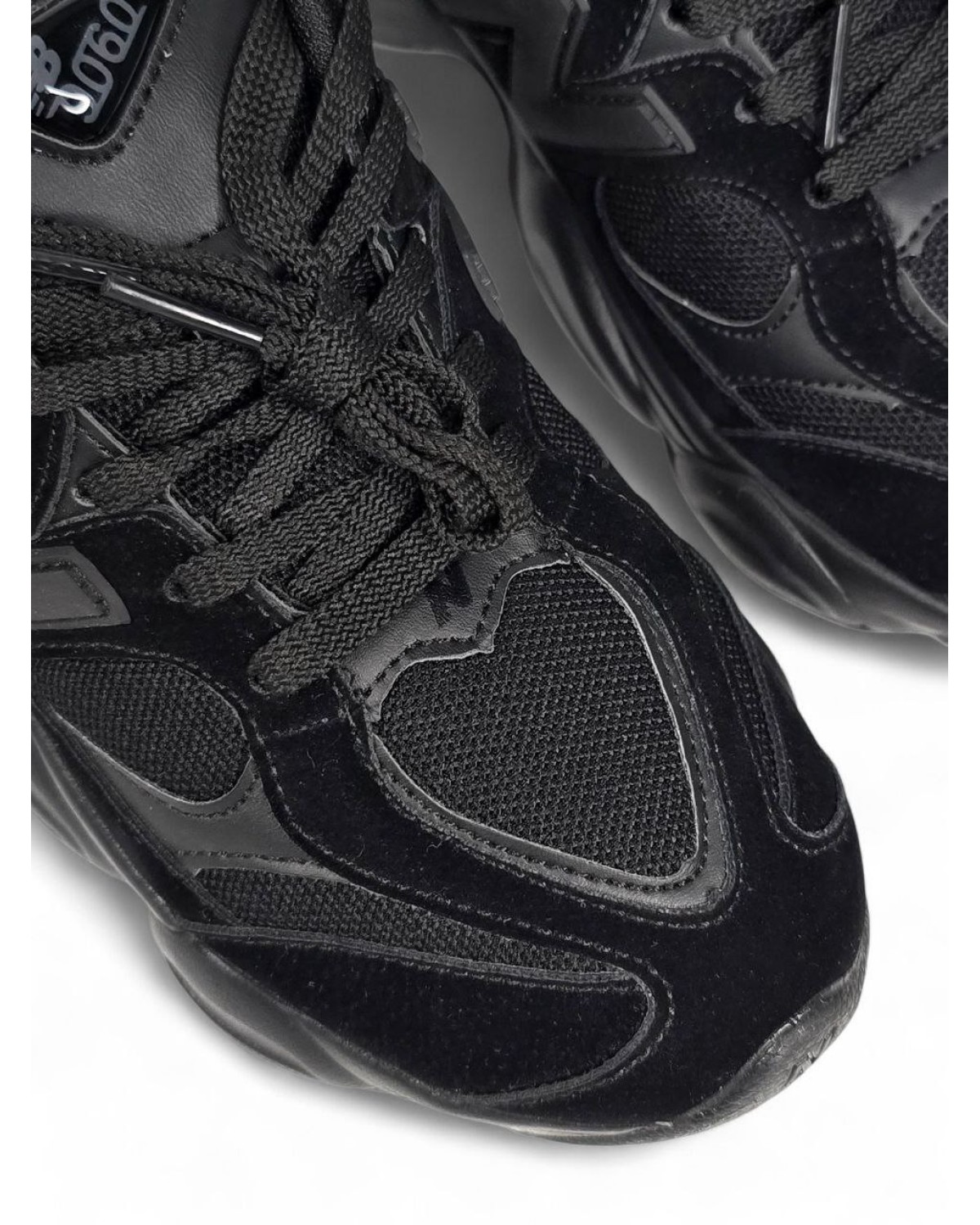 New Balance 9060 Black