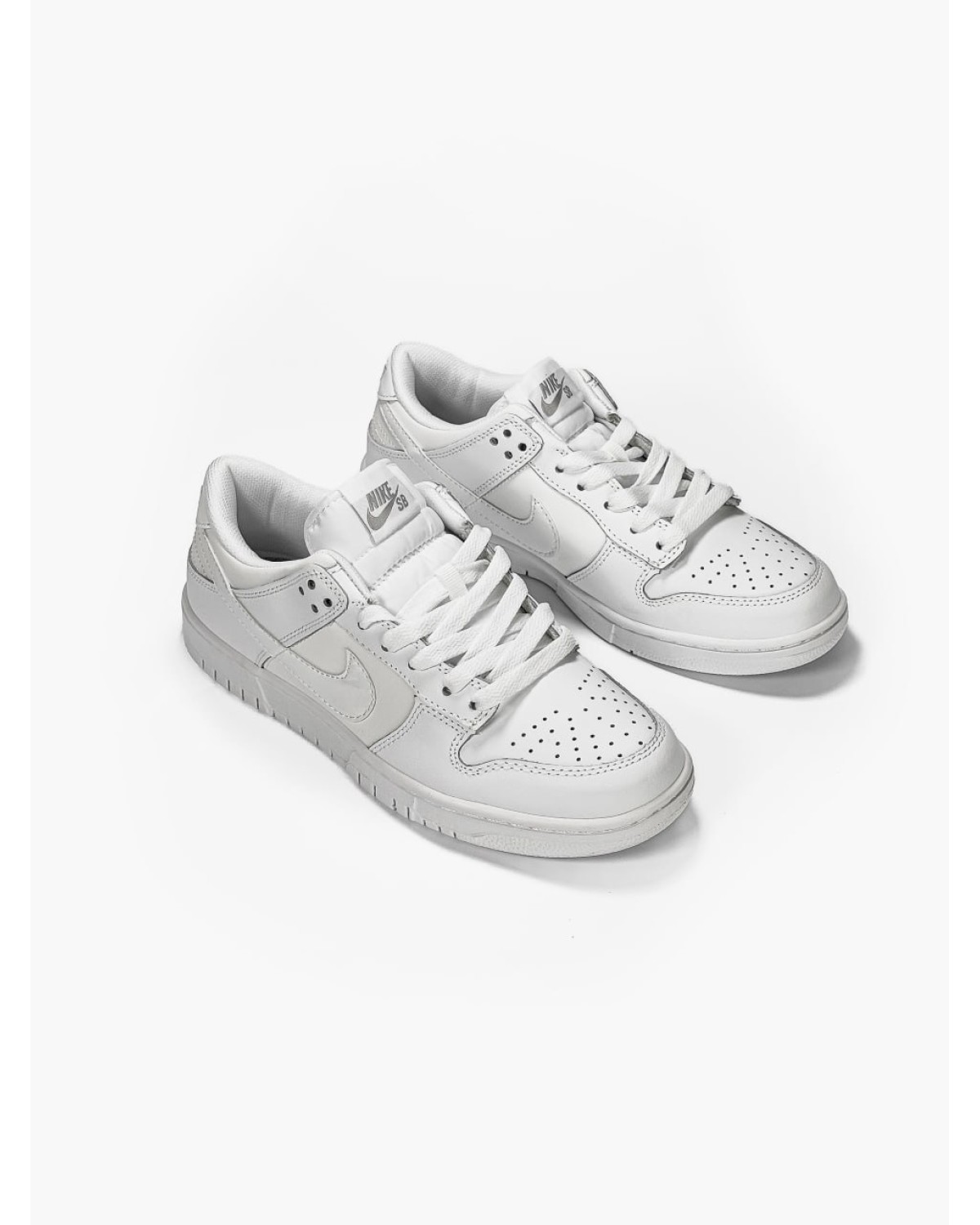 Nike SB Dunk Low White