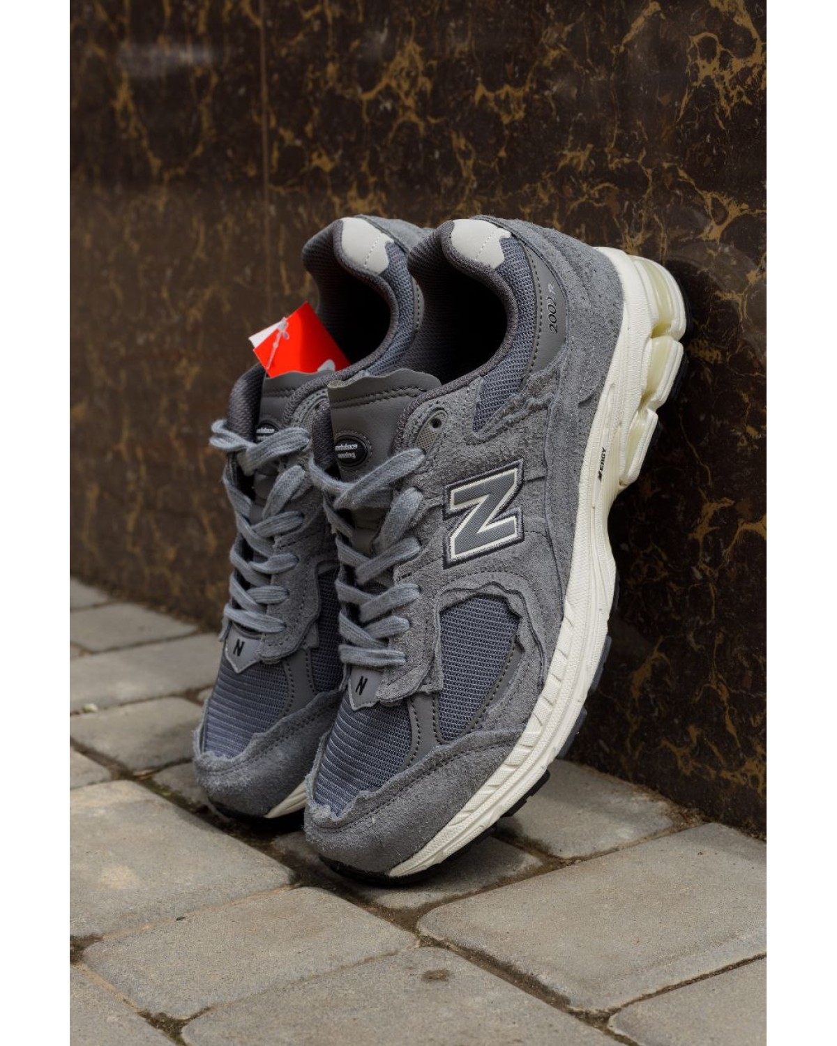 New Balance 2002R Grey