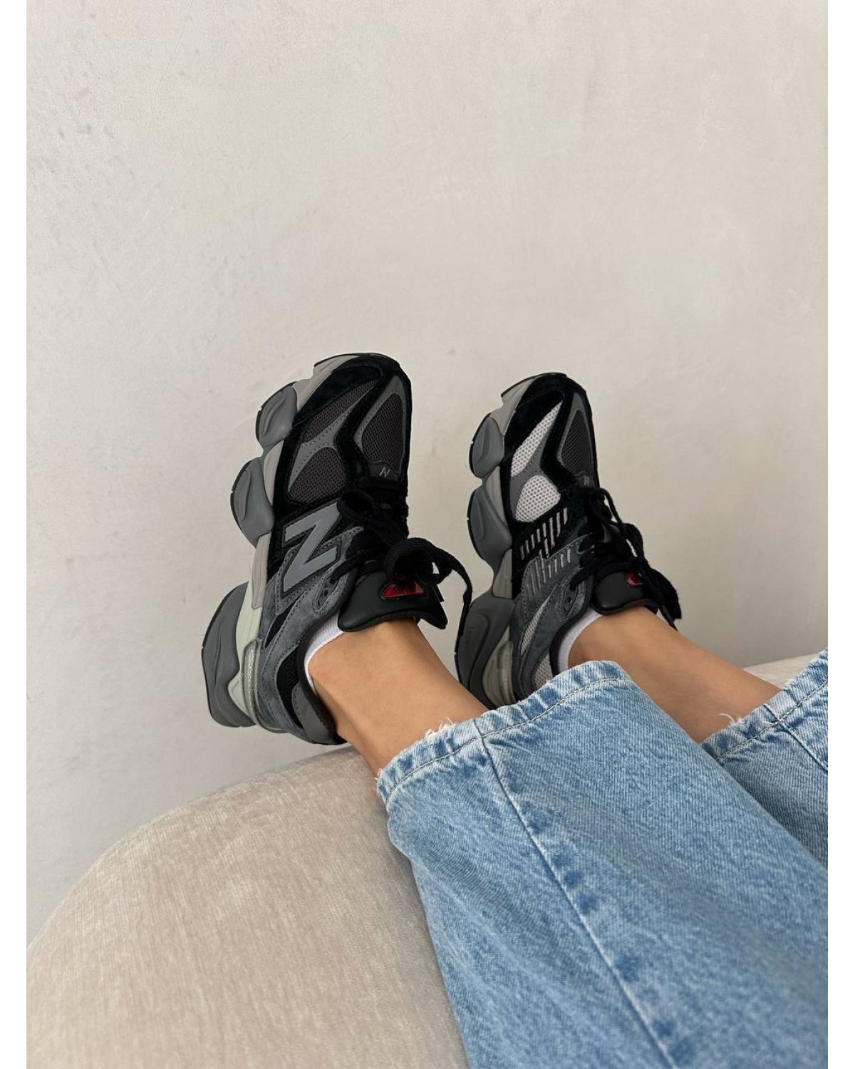 New Balance 9060