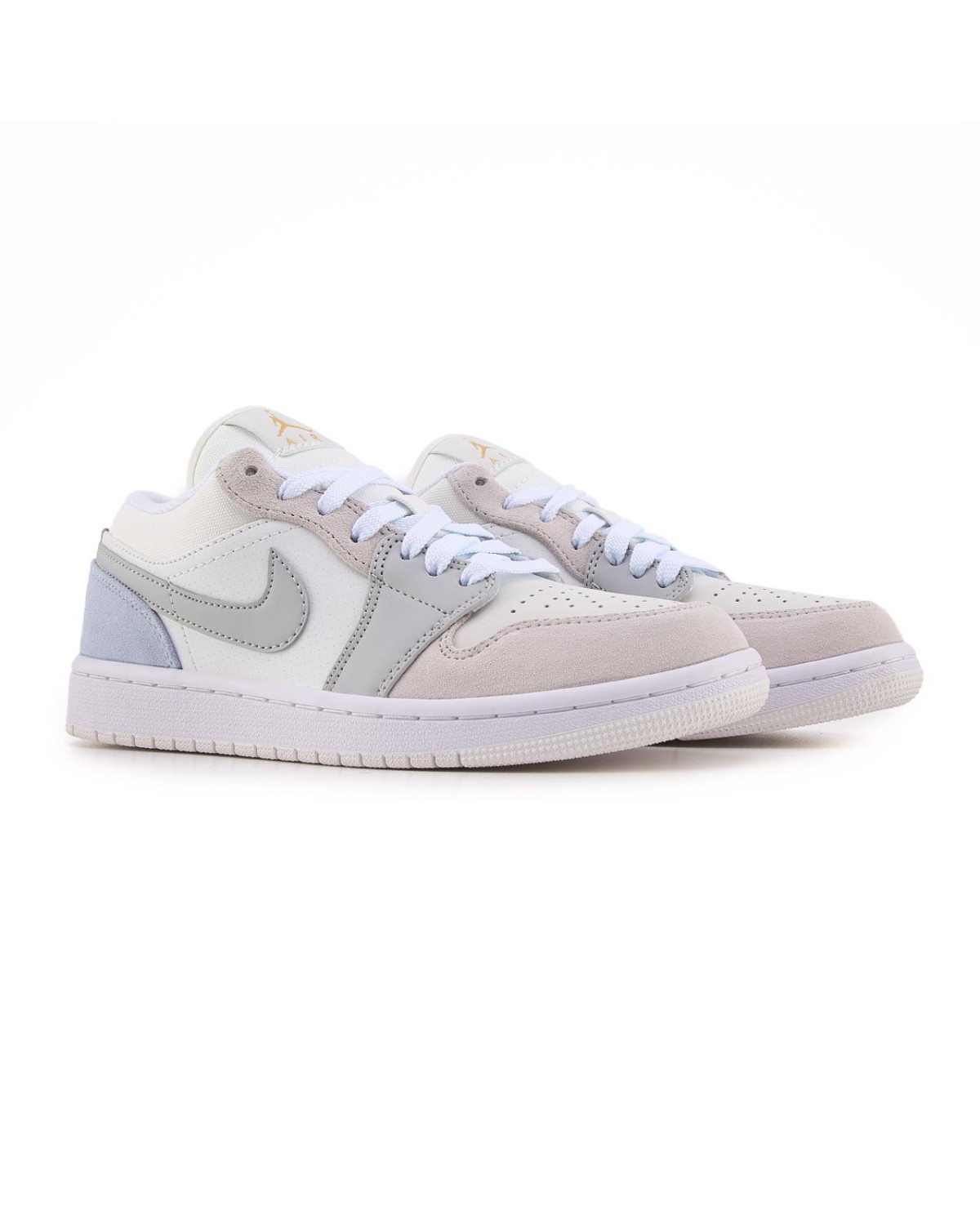 Nike Air Jordan Retro 1 Low Paris