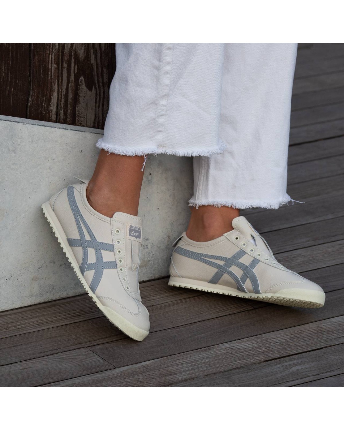 Asics Onitsuka Tiger Mexico 66 Slip-on Beige Blue