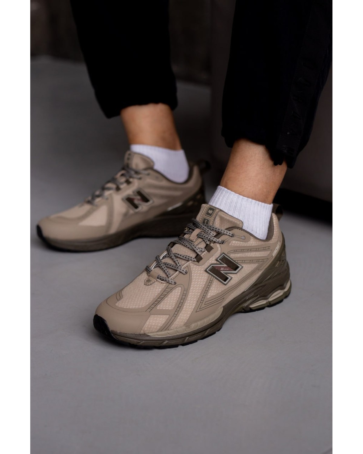 New Balance 1906R Brown