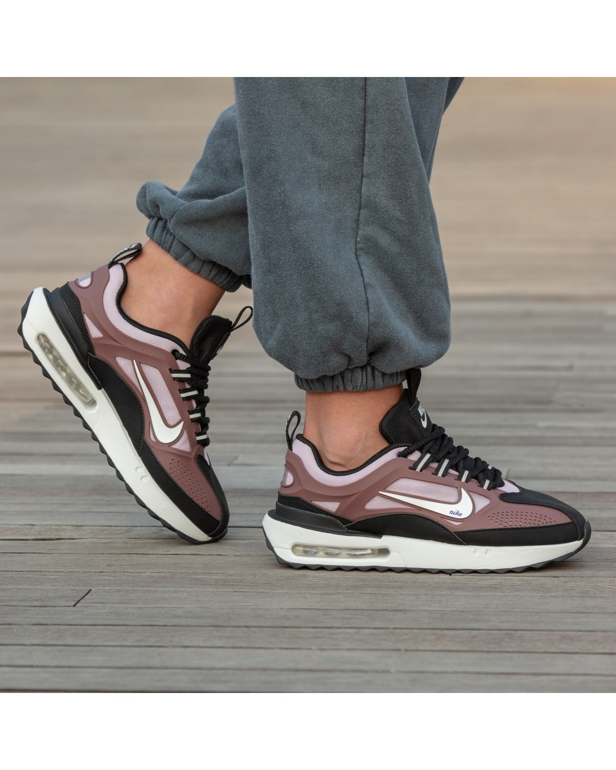 Nike Air Max Dawn Black Rose