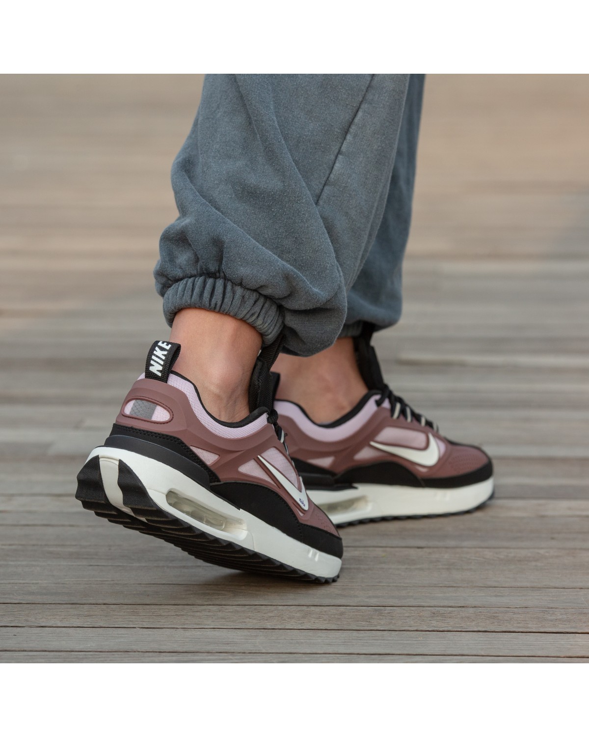 Nike Air Max Dawn Black Rose