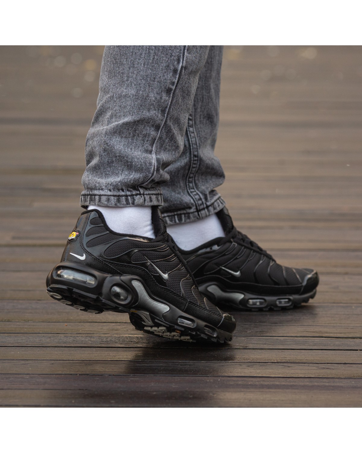 Nike Air Max Tn Black White Swoosh