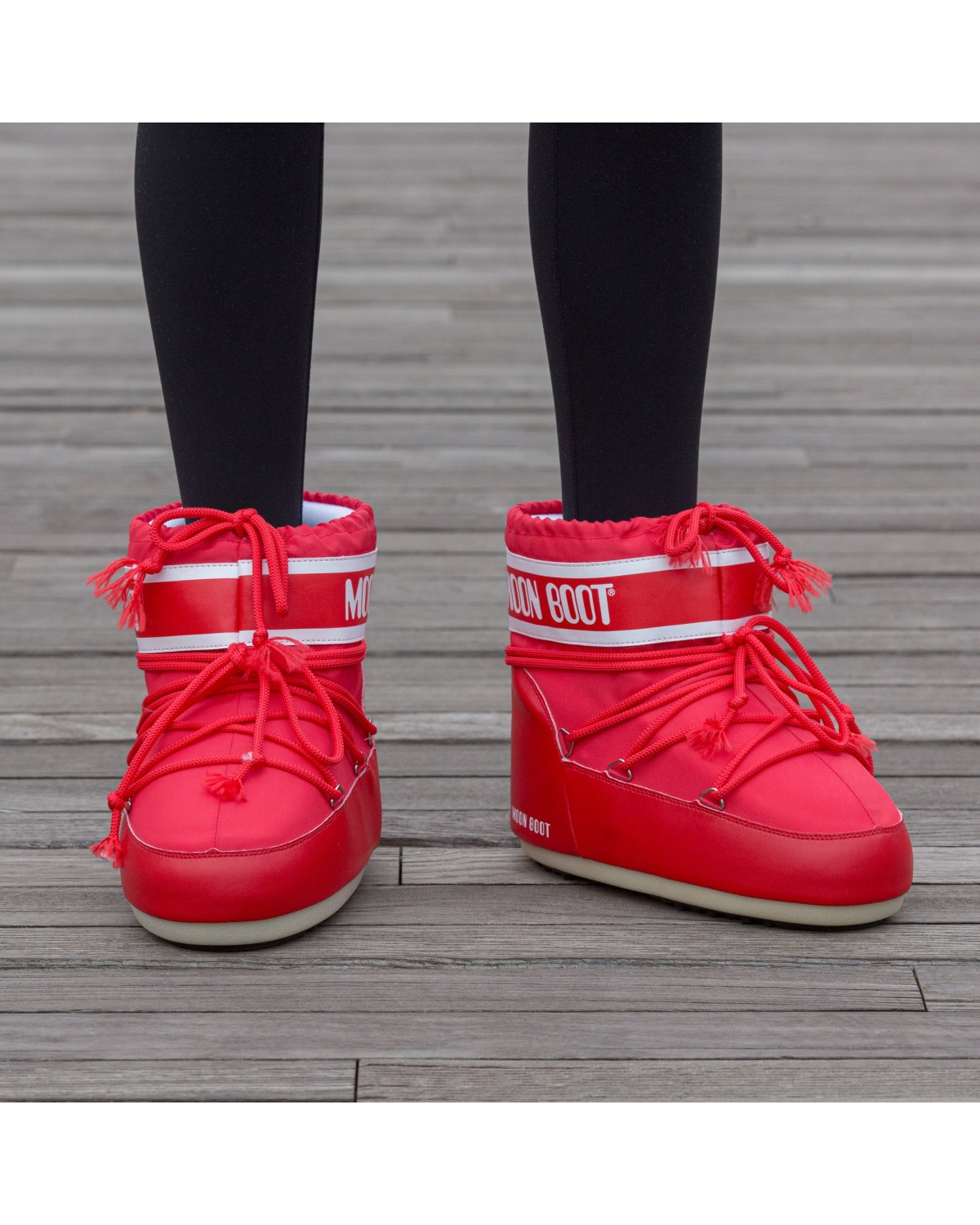 Moon Boot Red