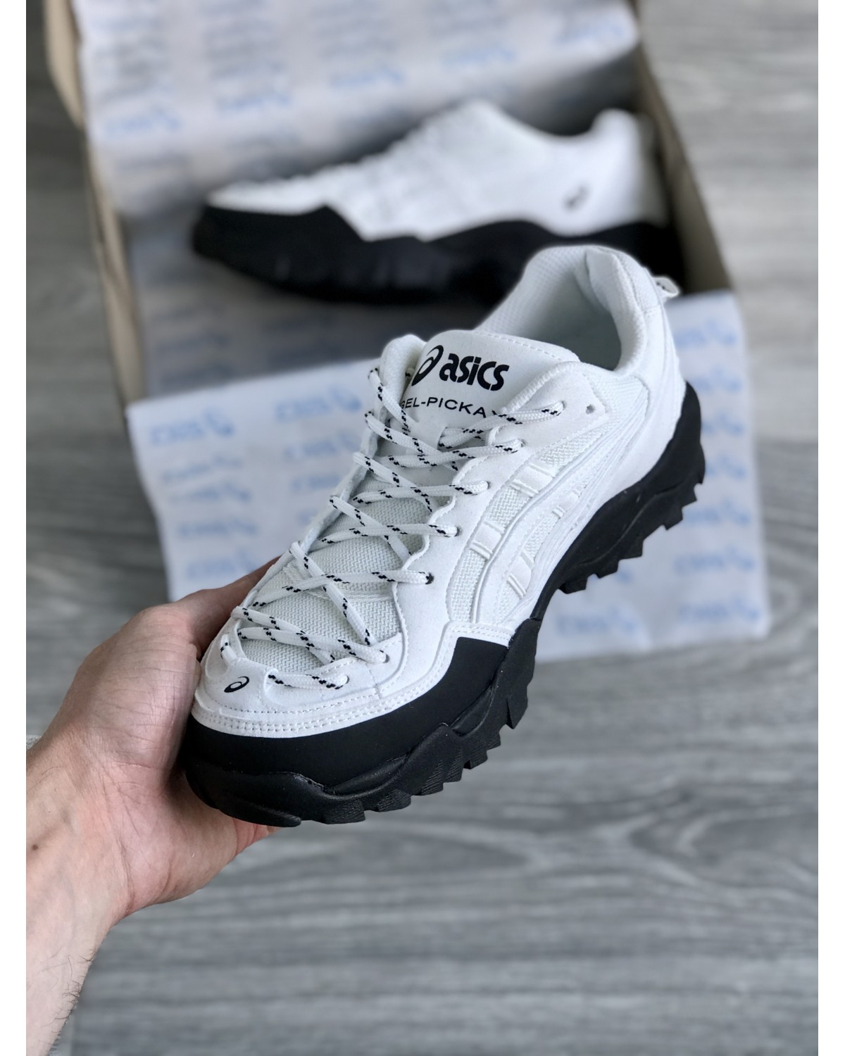 Asics Gel-Pickax White