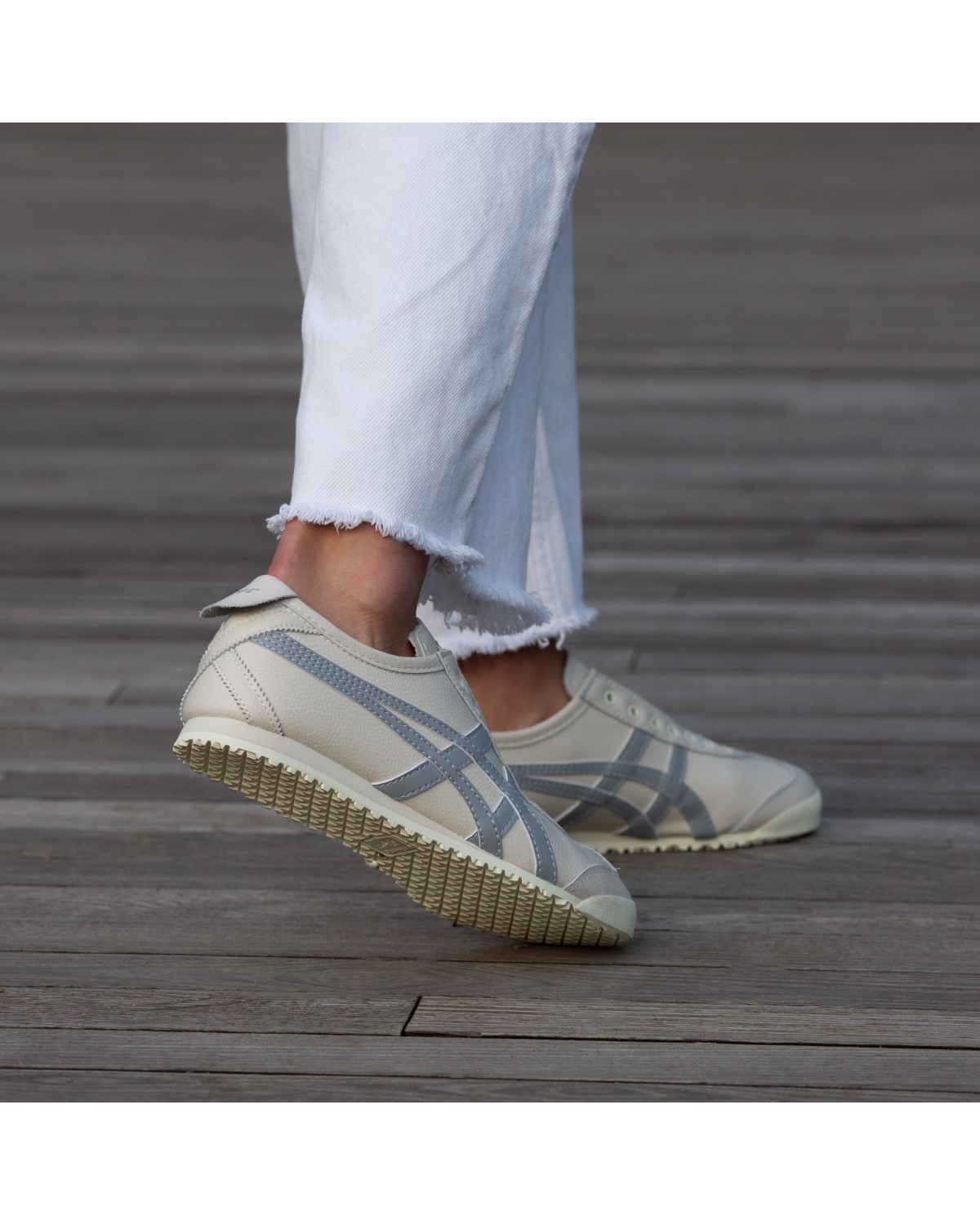 Asics Onitsuka Tiger Mexico 66 Slip-on Beige Blue