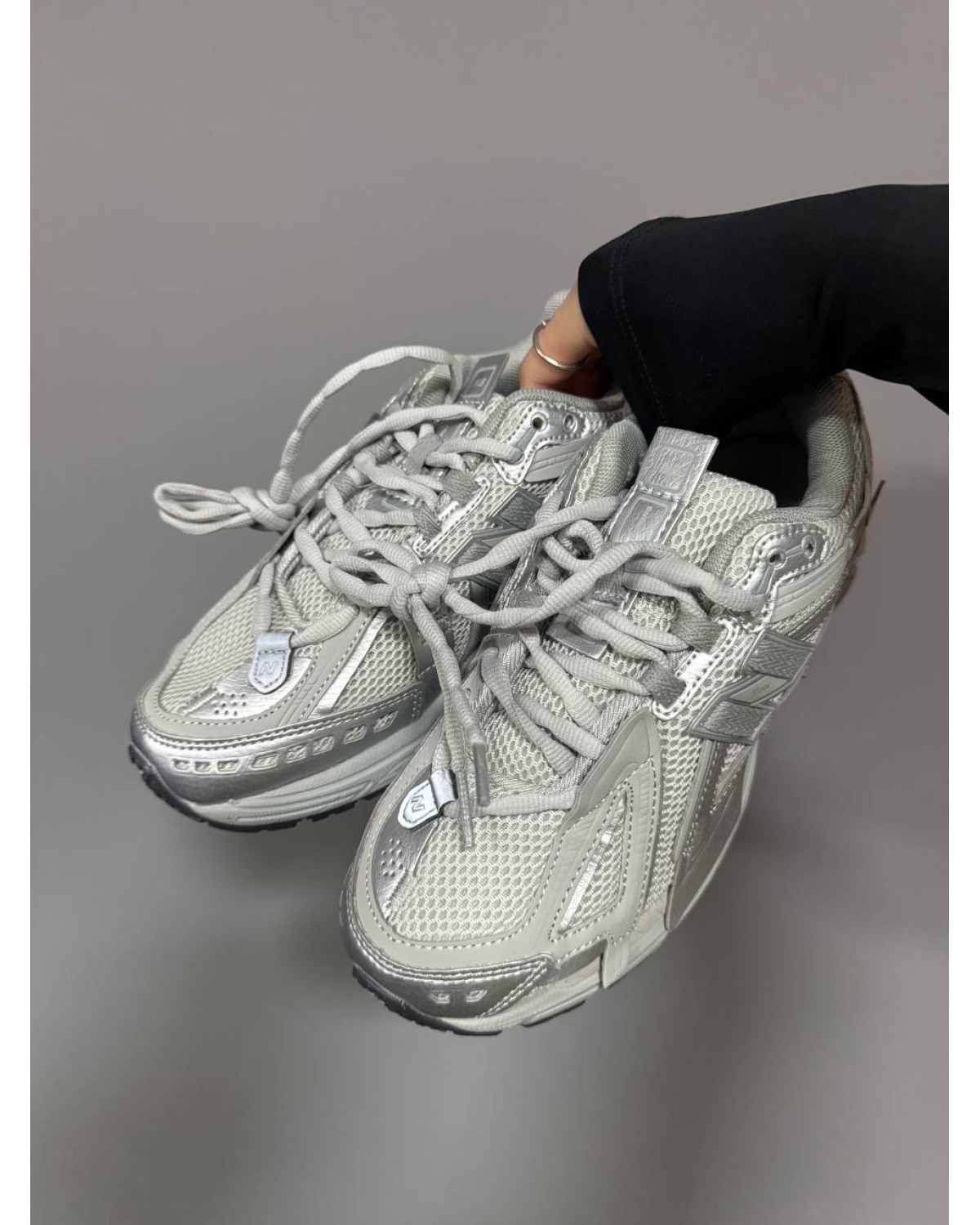 New Balance 1906A Silver Metallic