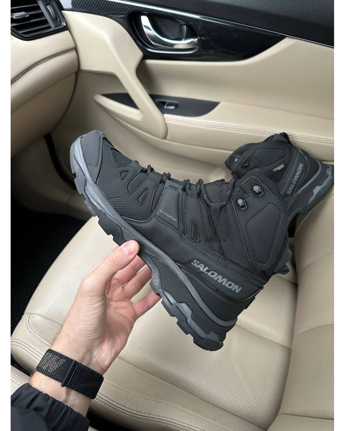 Salomon Quest 4 Gtx MID FUR Black Grey