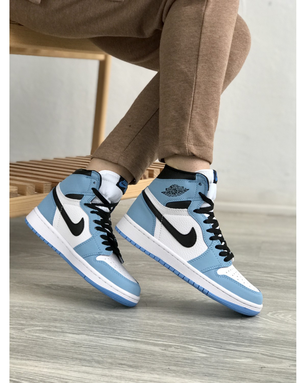 Nike Jordan Retro 1 Blue
