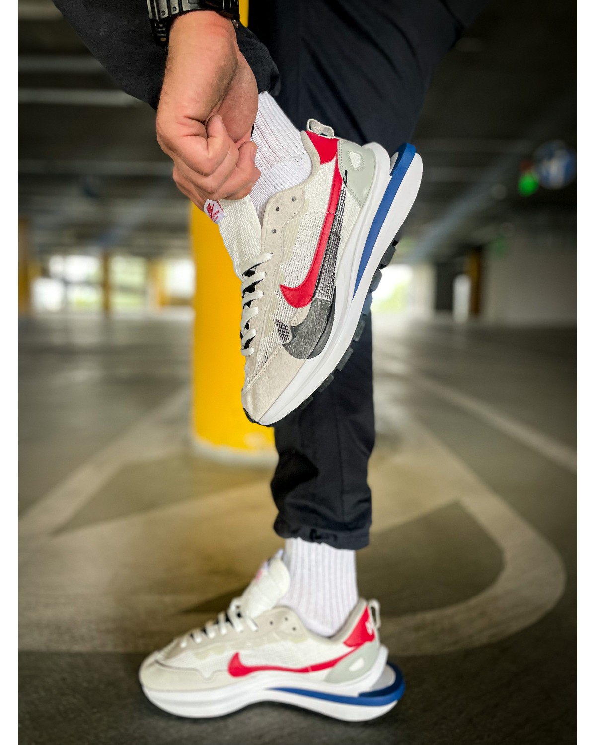 Nike Sacai Vaporwaffle Sport Fuchsia Game Royal