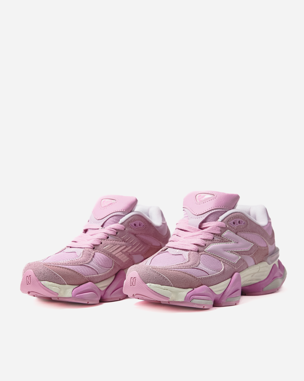New Balance 9060 Dirty Pink