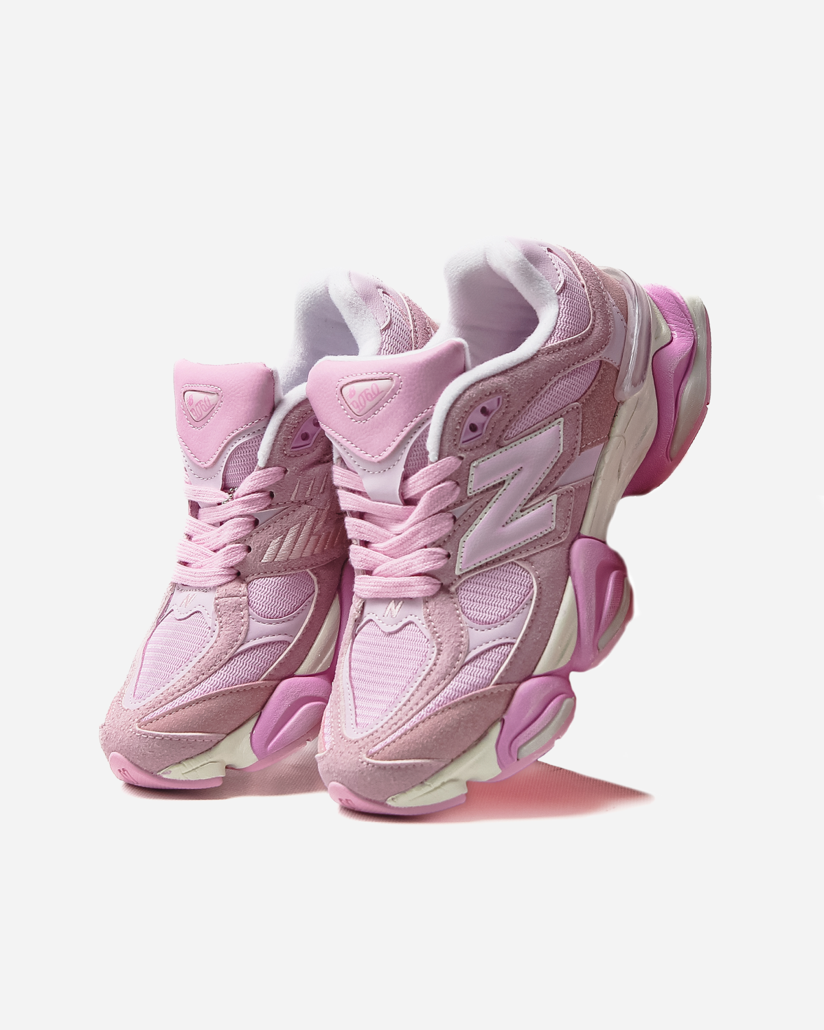 New Balance 9060 Dirty Pink