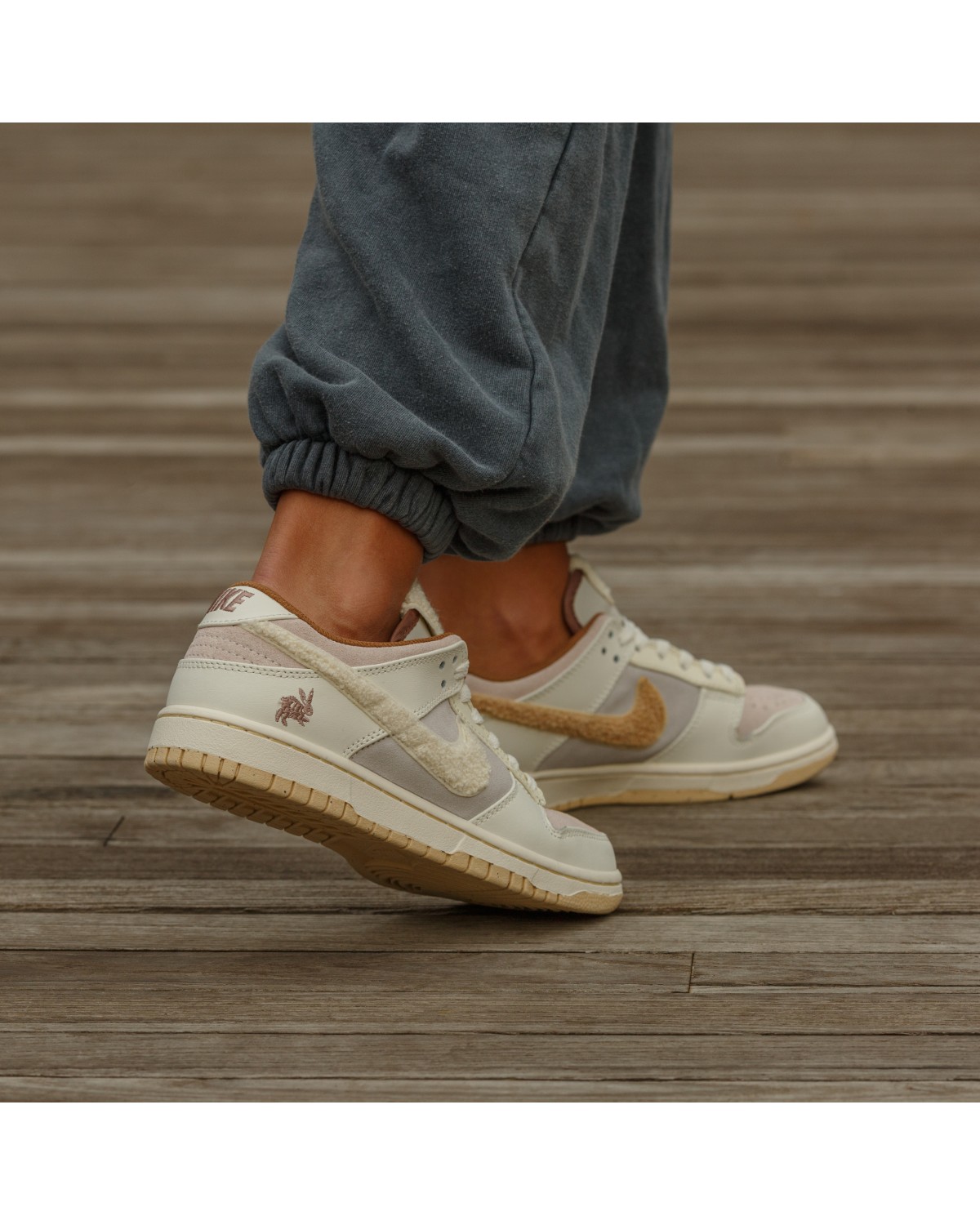 Nike SB Dunk Low Retro Rabbit Fossil Stone