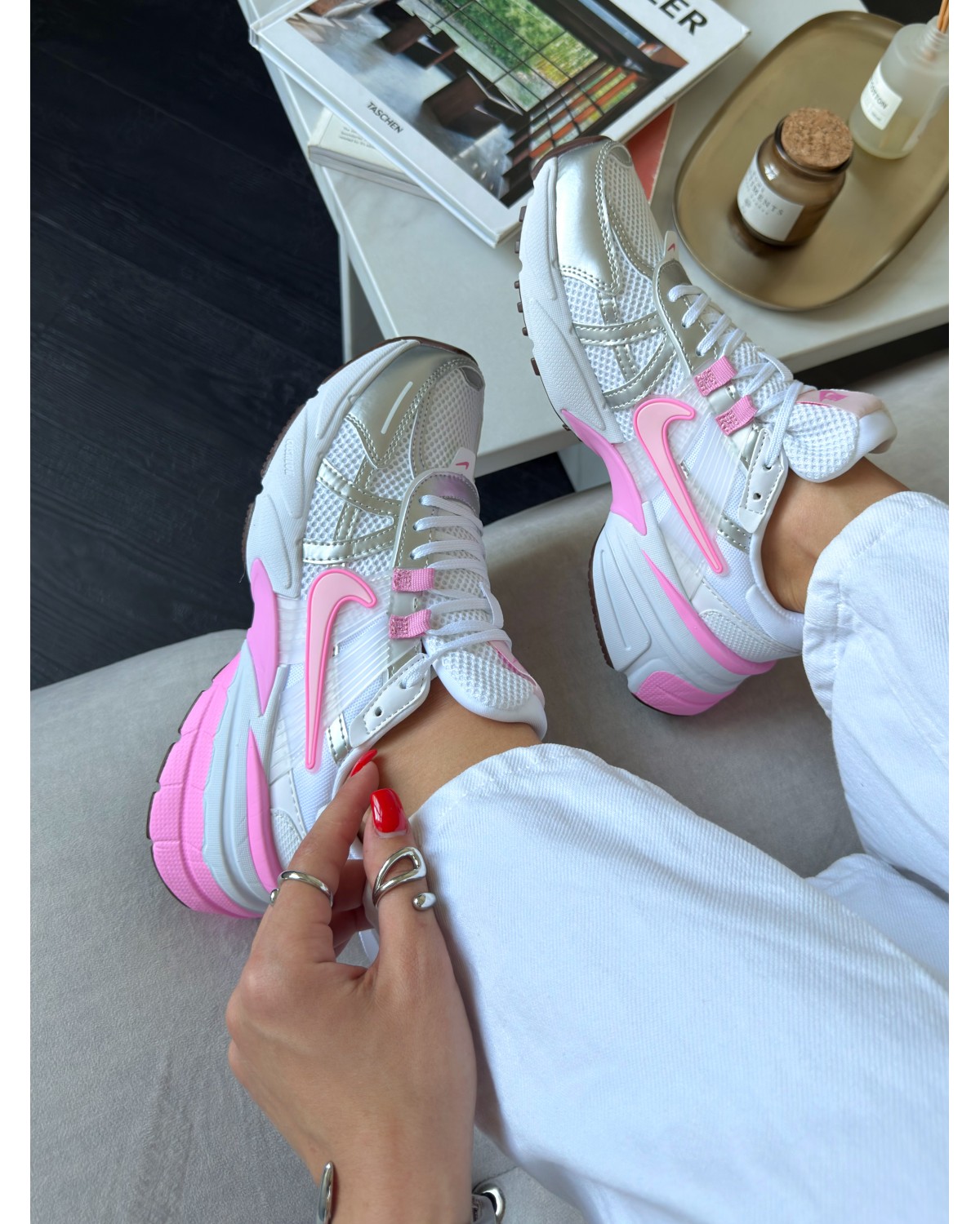 V2k Run Silver/Pink/White