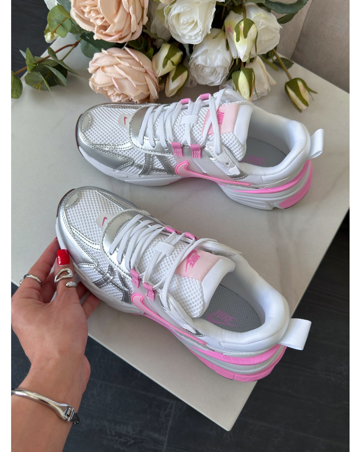 V2k Run Silver/Pink/White