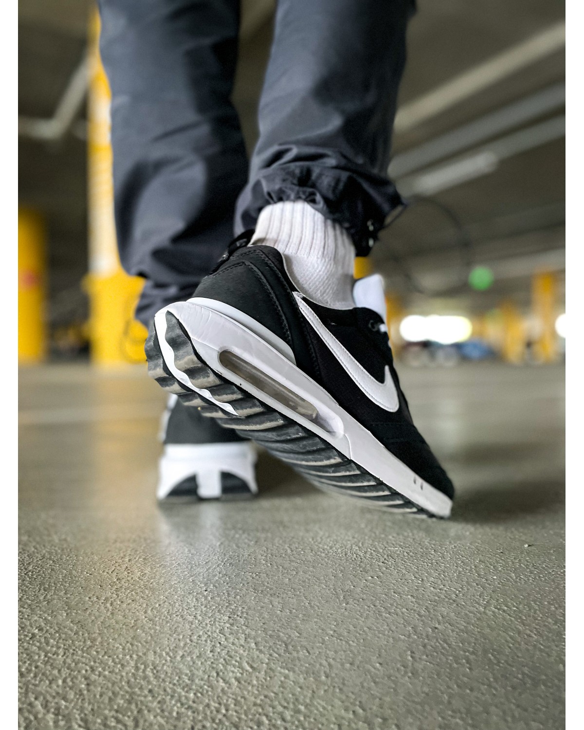 Nike Air Max Dawn "Black"