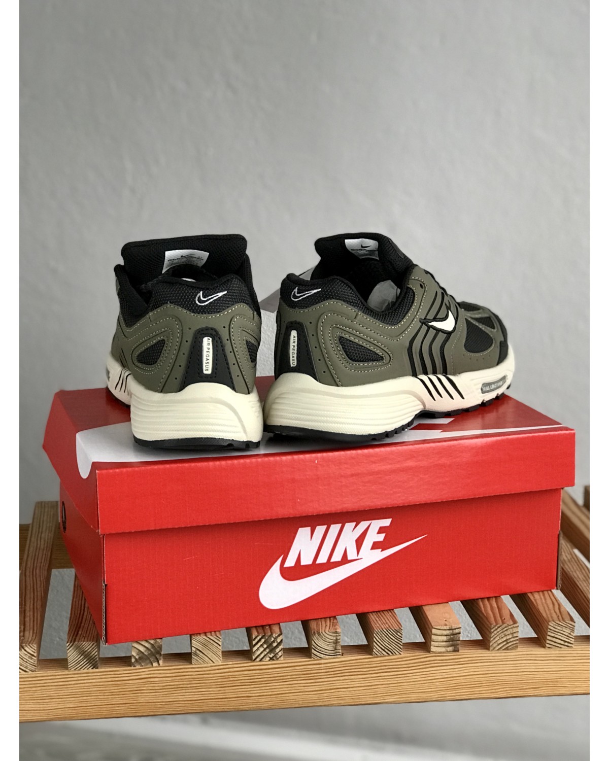 Nike Air Pegasus 2K5 Khaki