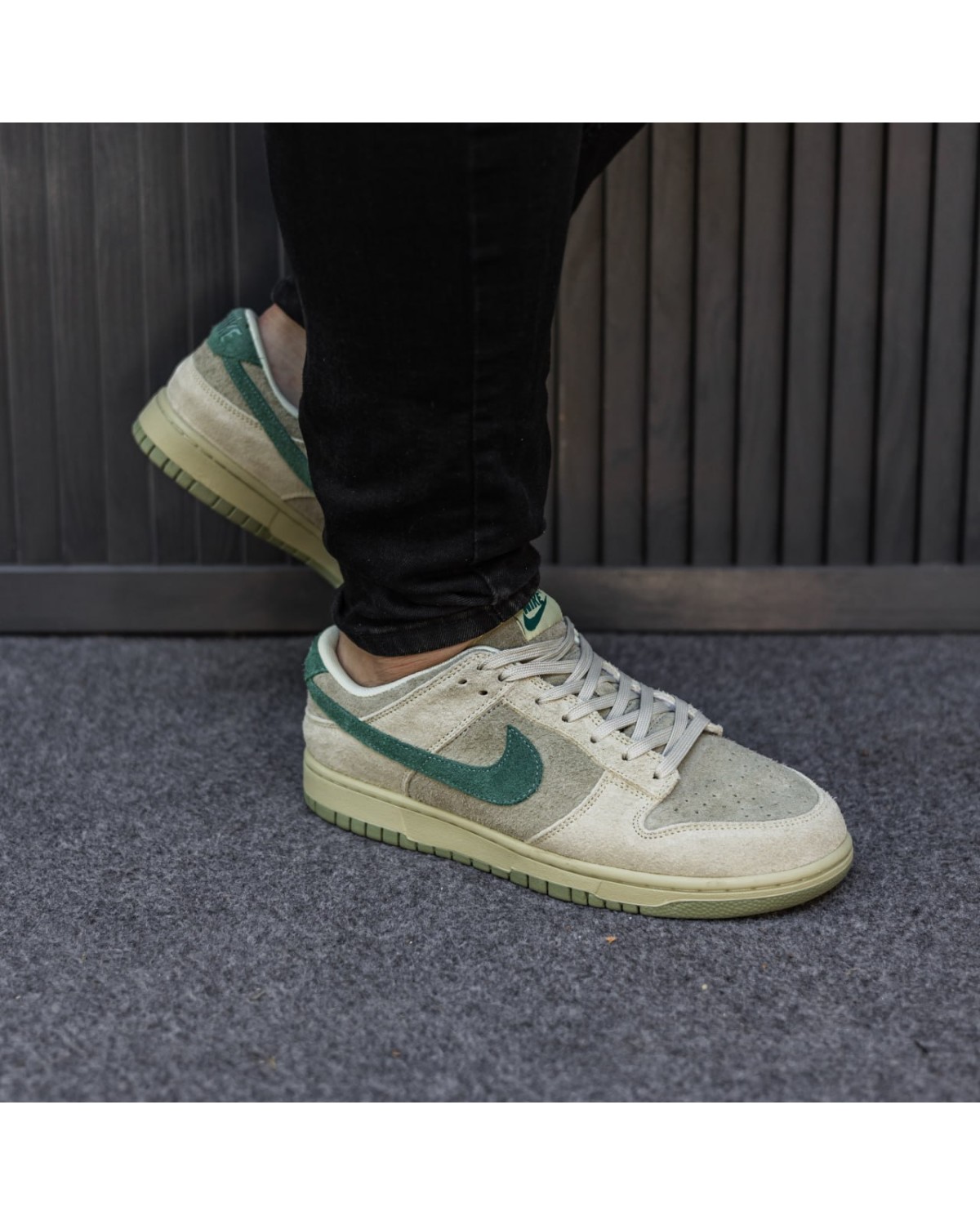 Nike SB Dunk Low Green