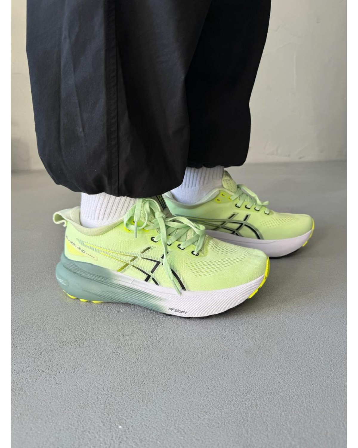 Asics Gel-Kayano 31 Grey/ Green