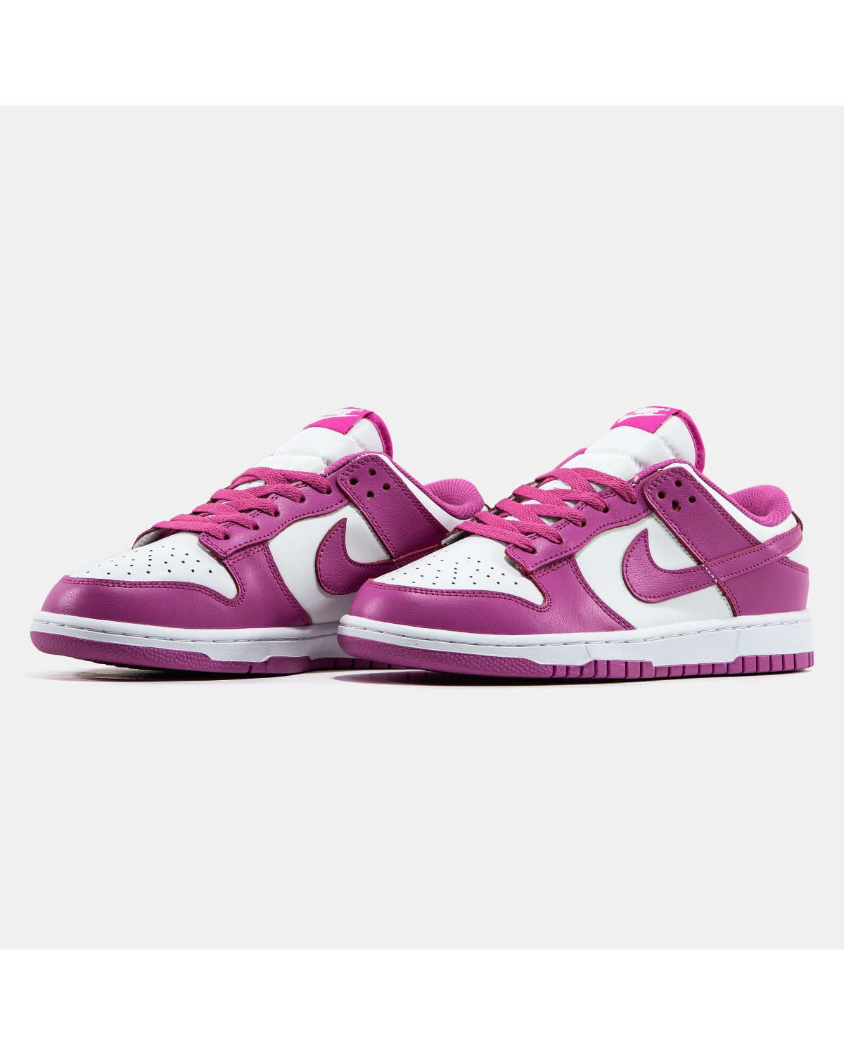 Nike SB Dunk Low Pink