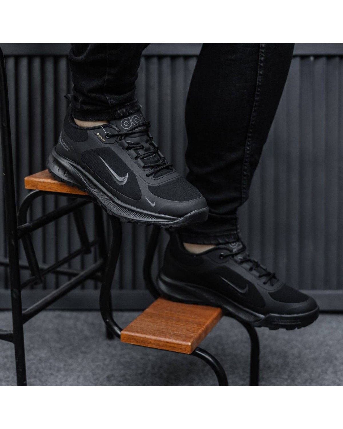 Nike ACG Air Wildhorse Dark