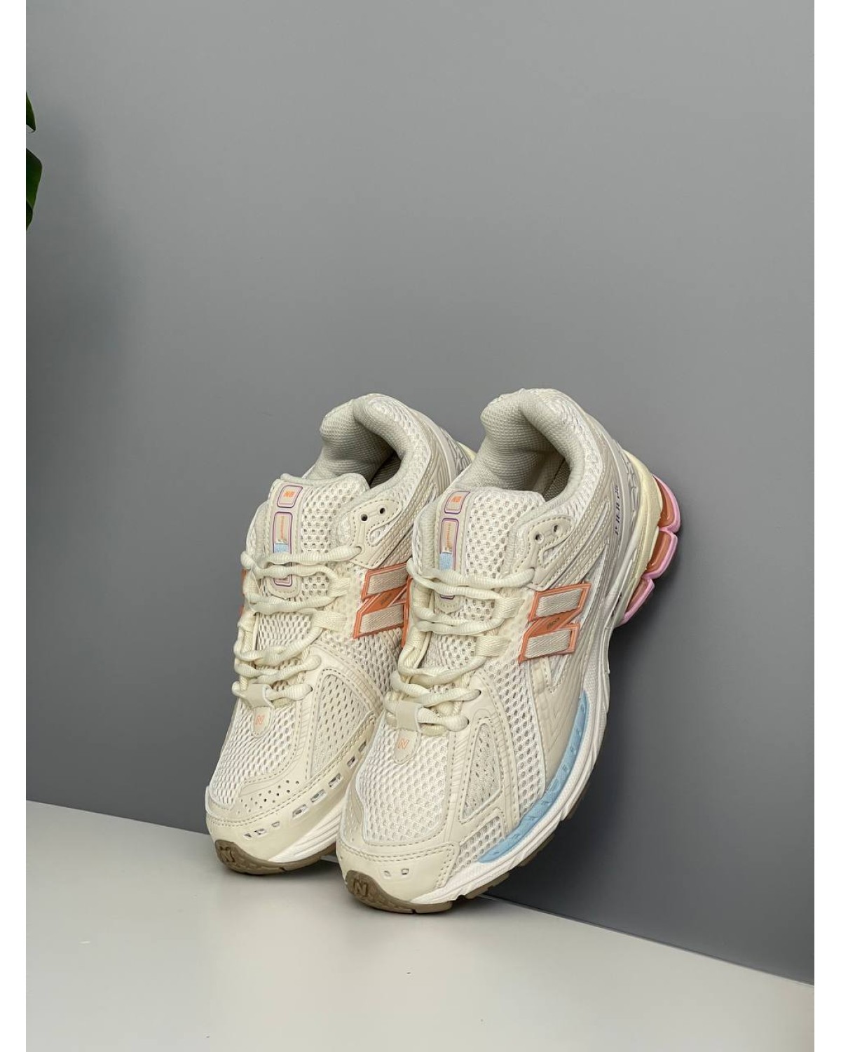 New Balance 1906R Pink Sugar