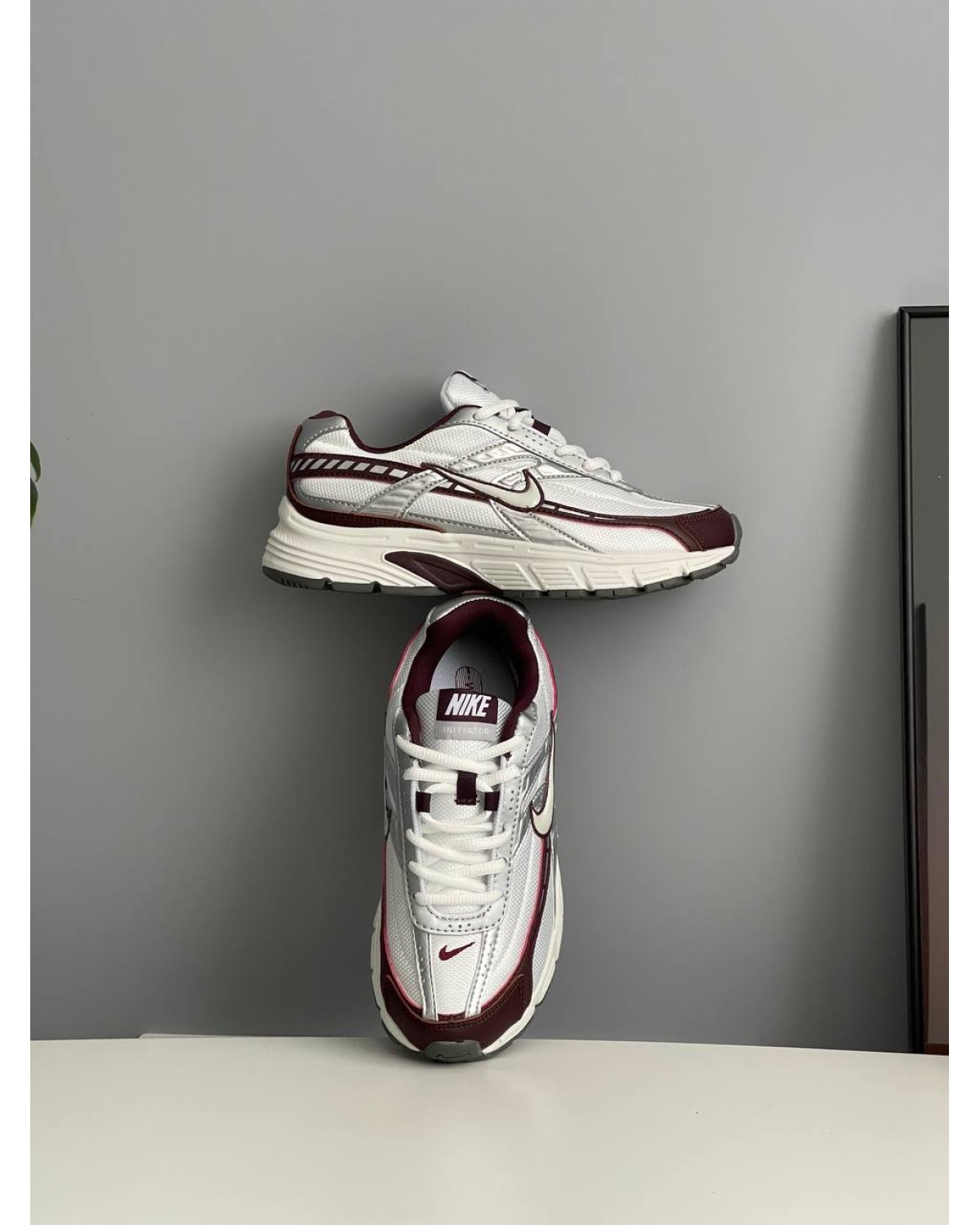Nike Initiator White Burgundy Crush