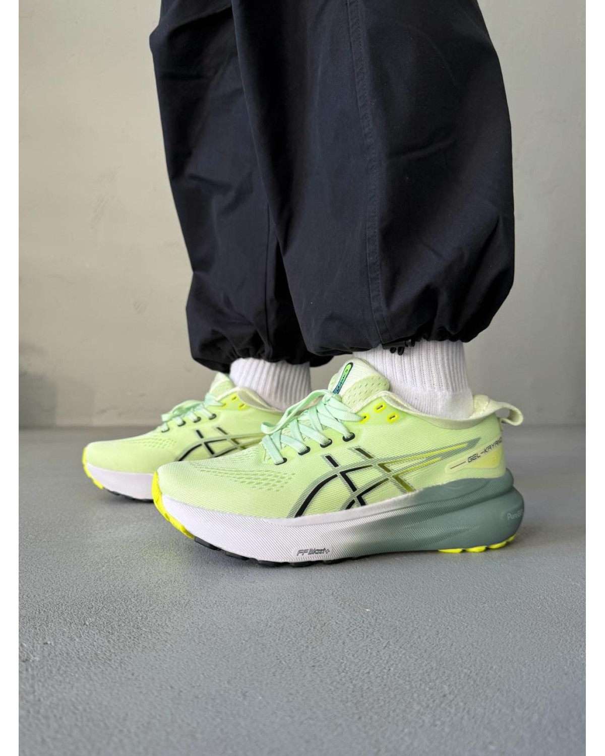 Asics Gel-Kayano 31 Grey/ Green