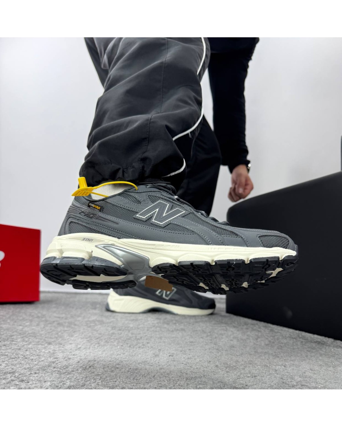New Balance 740 Gore Tex