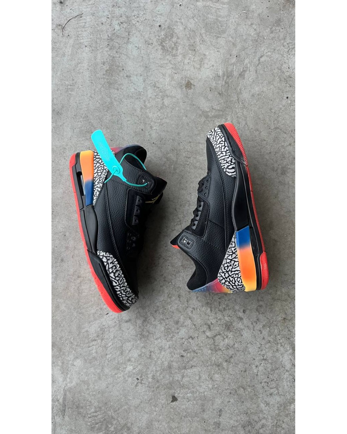 Jordan 3 x J Balvin “Medellin Sunset“