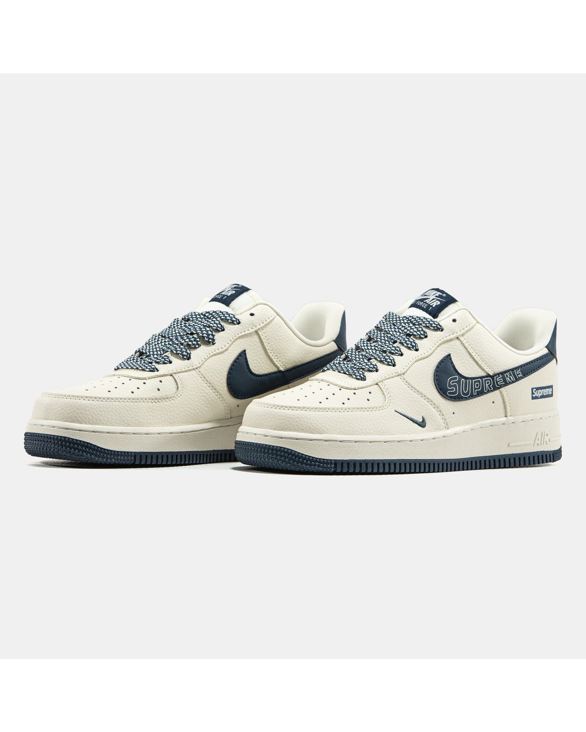 Nike Air Force 1 x Supreme