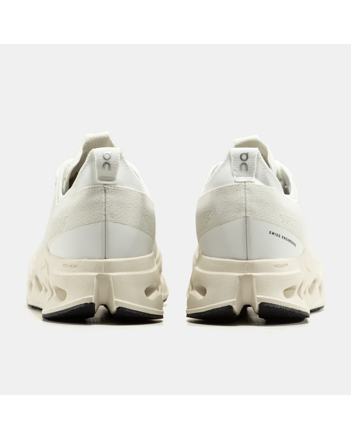 ON Cloudsurfer Beige