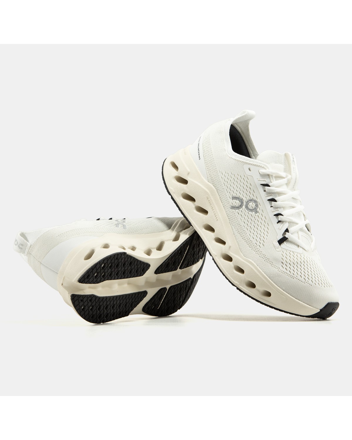 ON Cloudsurfer Beige