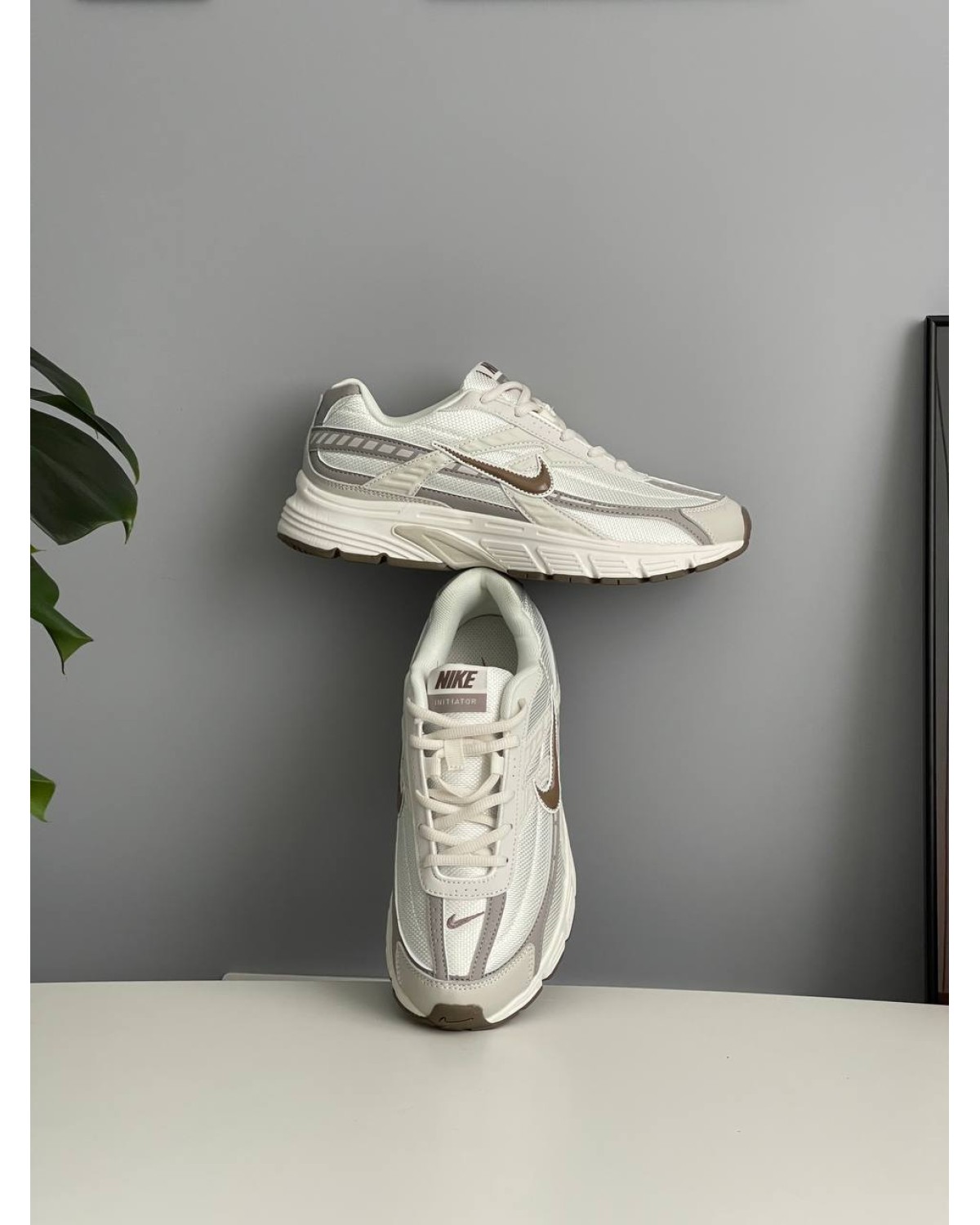 Nike Initiator Phantom White Beige
