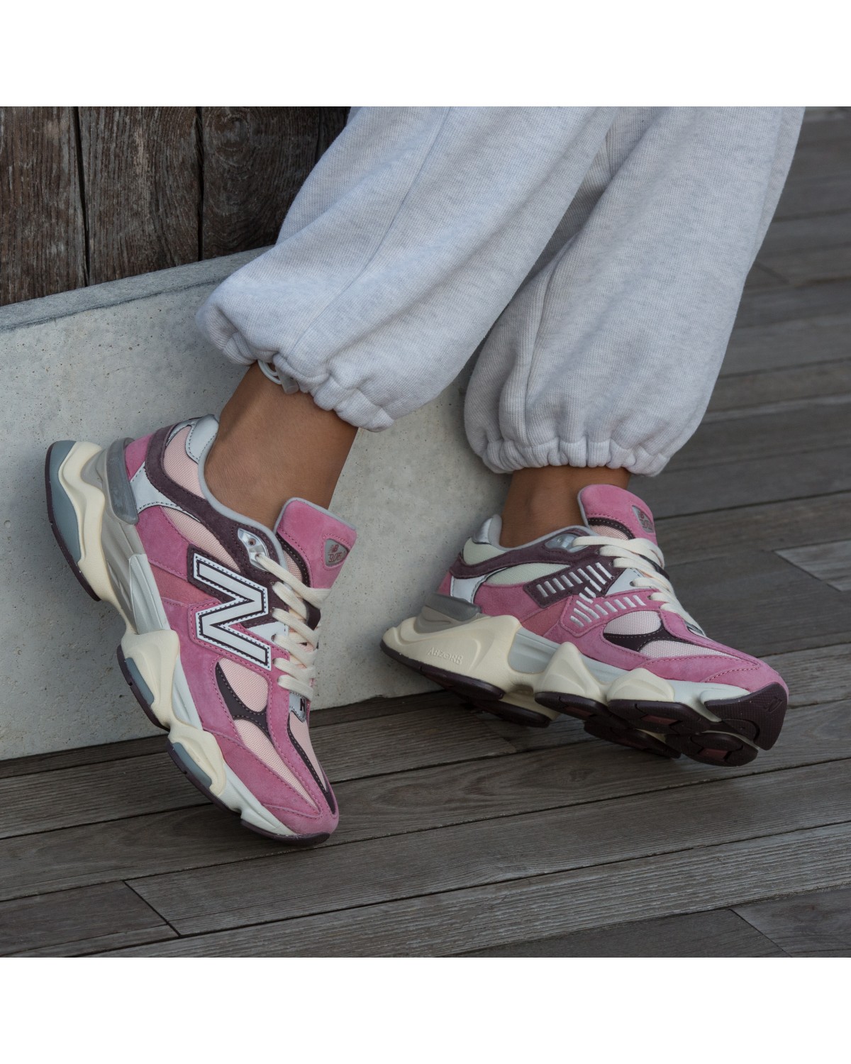 New Balance 9060 Rose