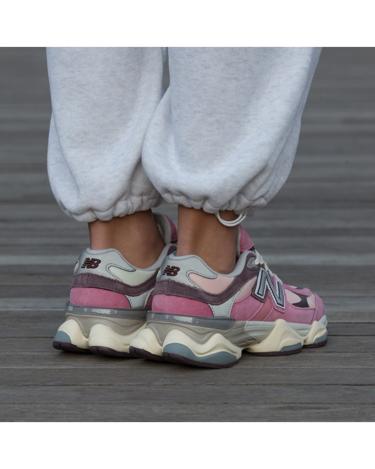 New Balance 9060 Rose