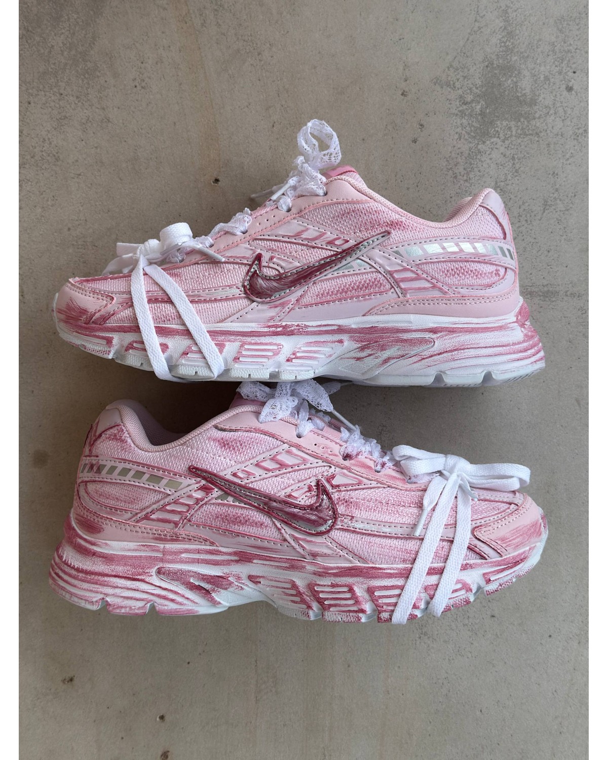 Nike Initiator Custom Pink