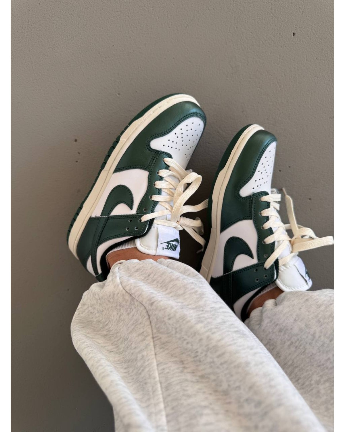 Nike SB Dunk “Vintage Chameleon Green”