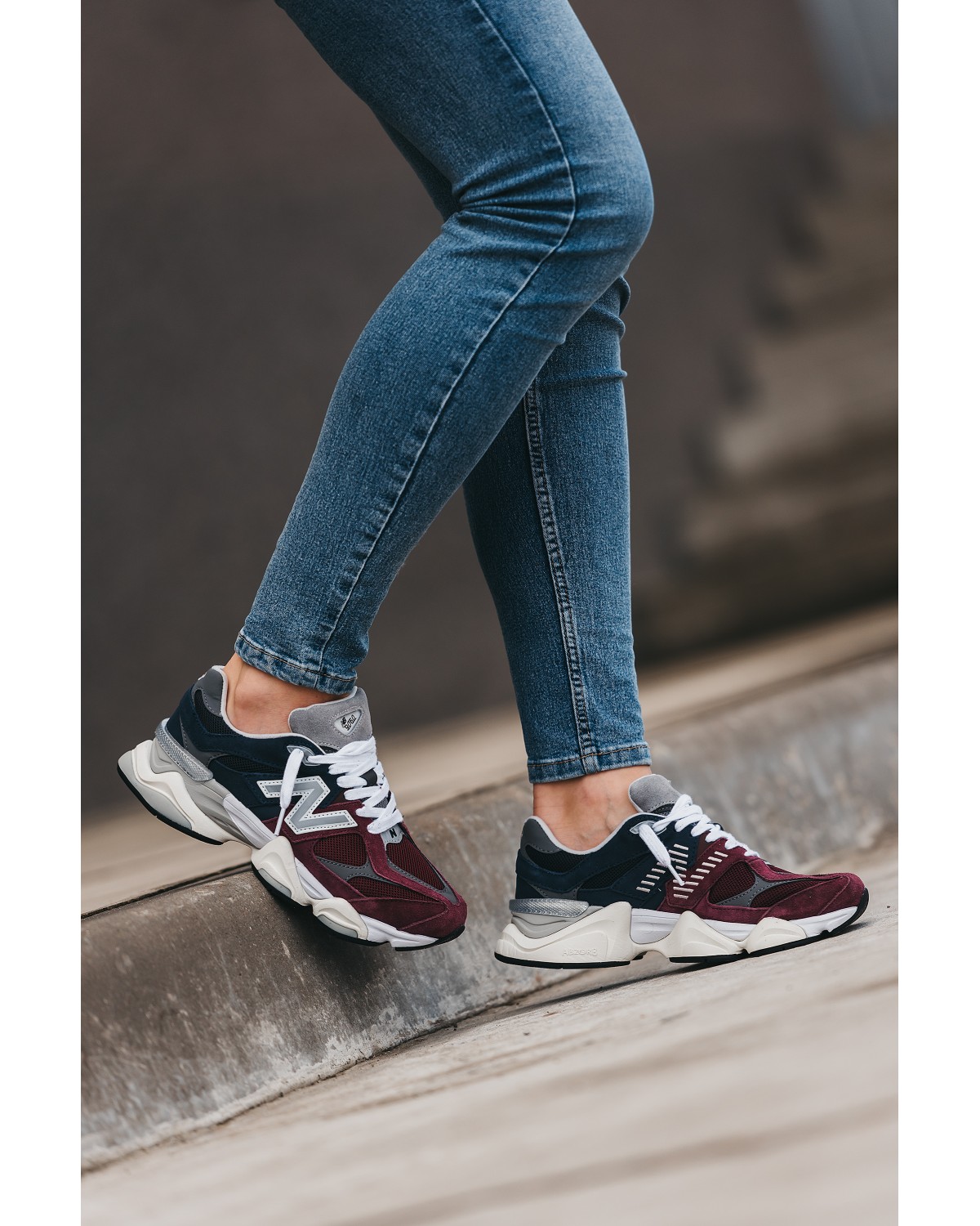 New Balance 9060 Bordo Blue