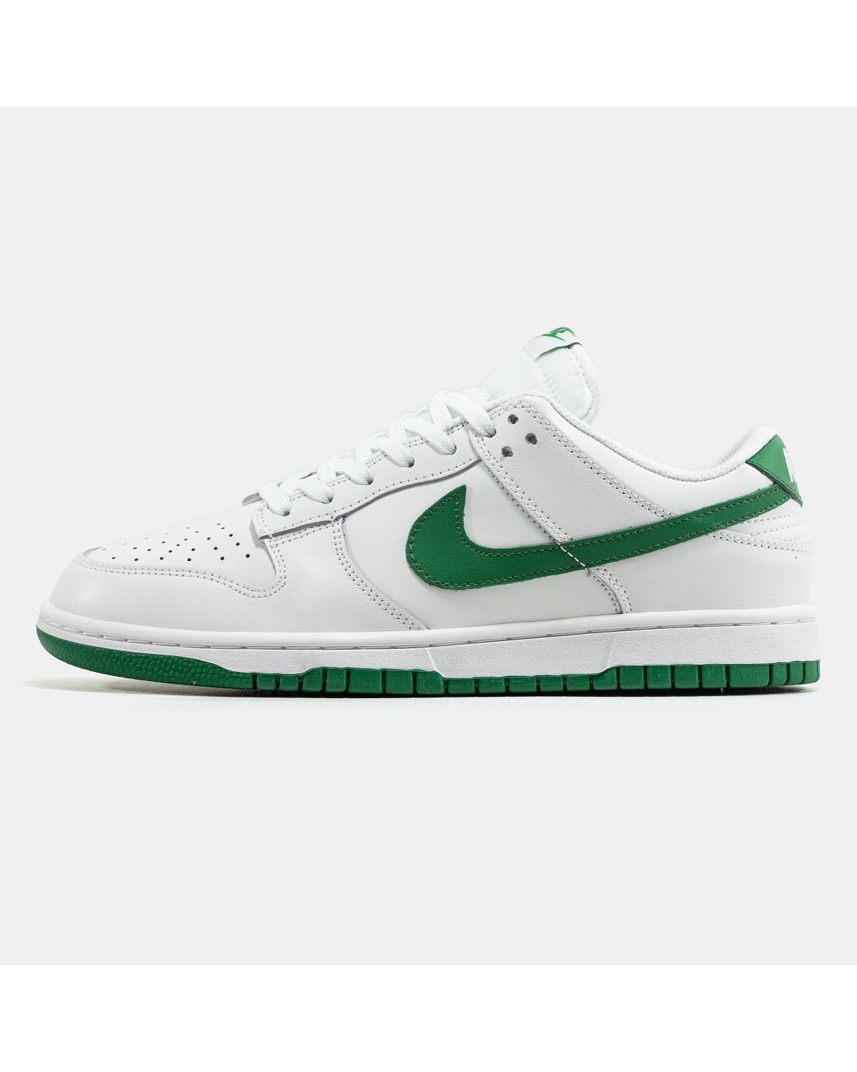 Nike SB Dunk Low