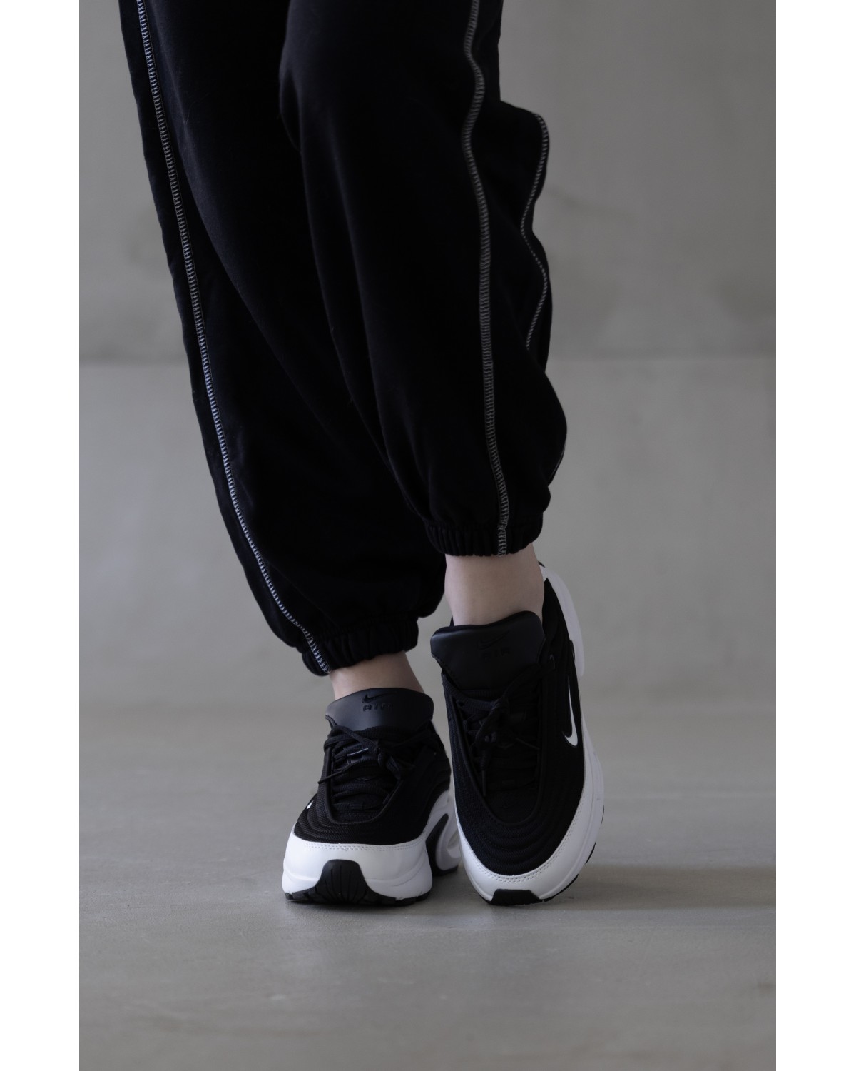 Nike Air Max Portal White Black