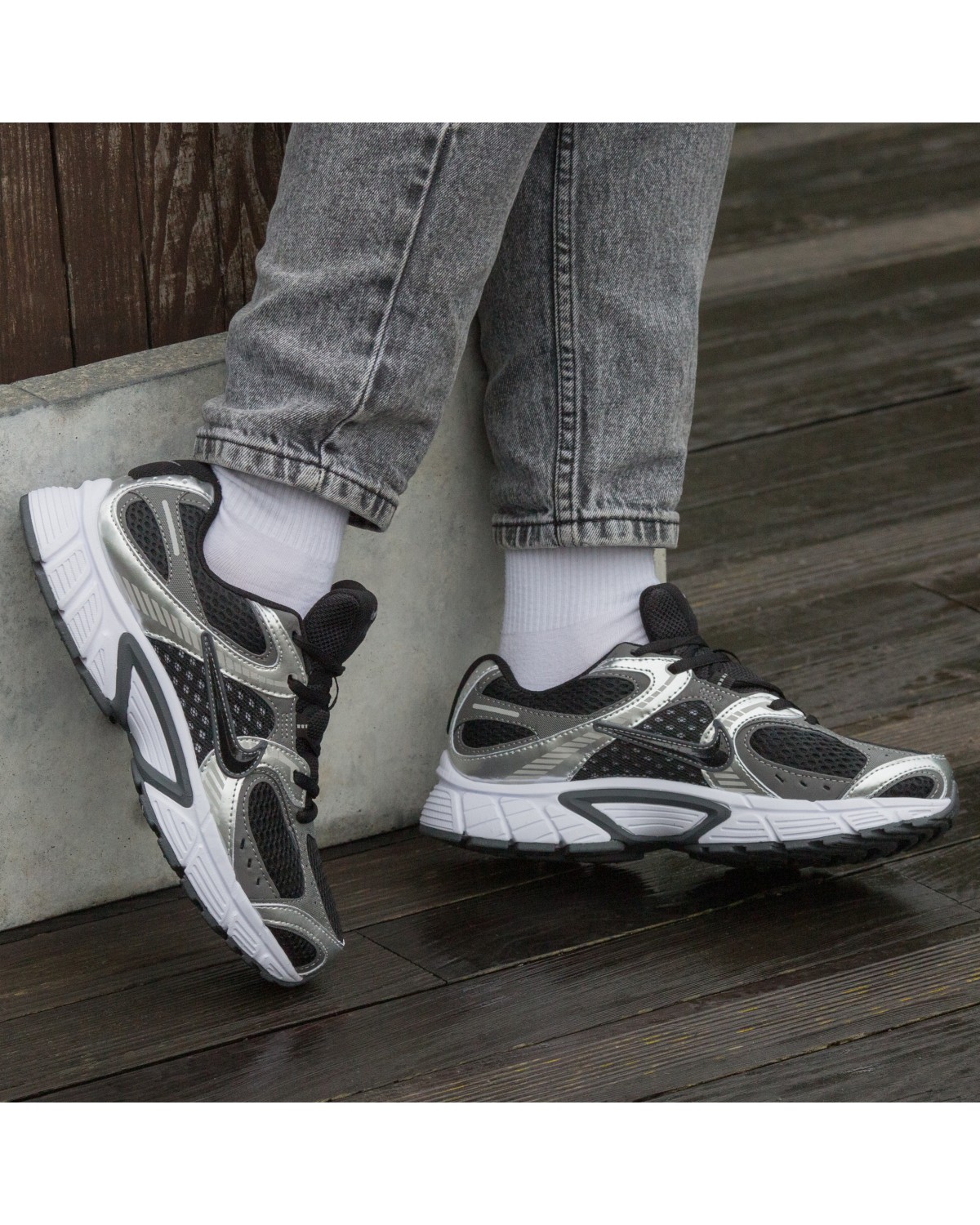 Nike V5 RNR Black Grey Silver