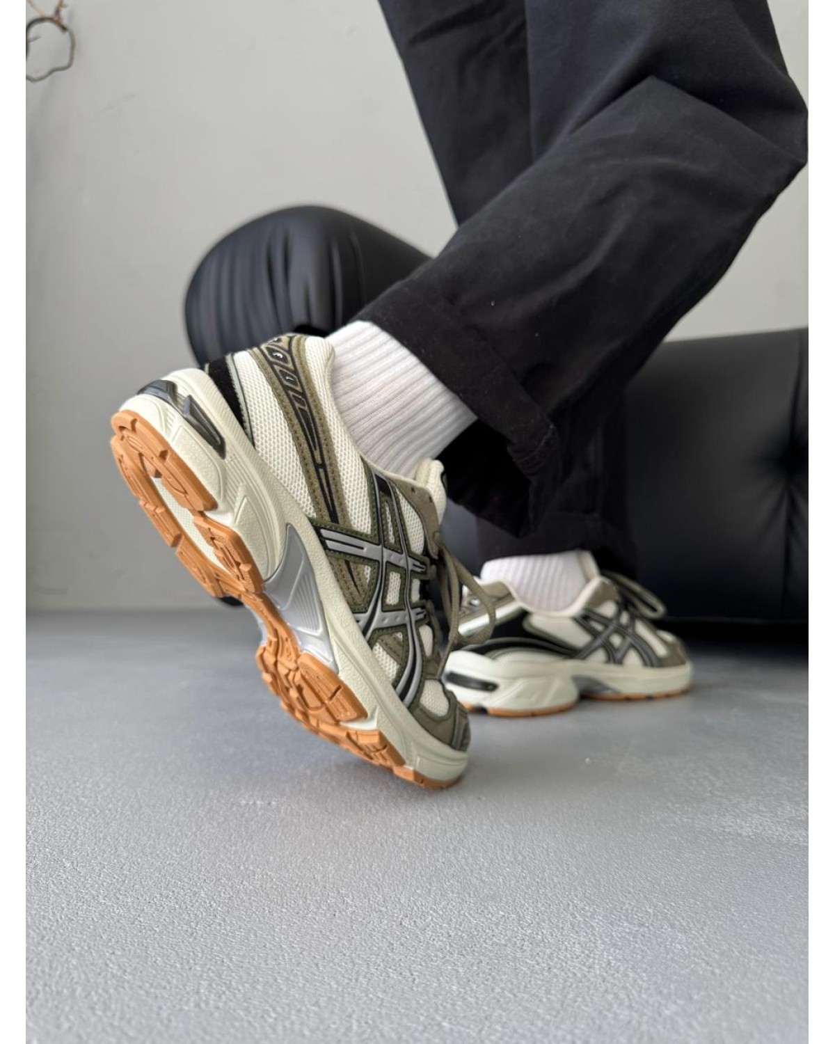 Asics Gel-1130 White/Khaki