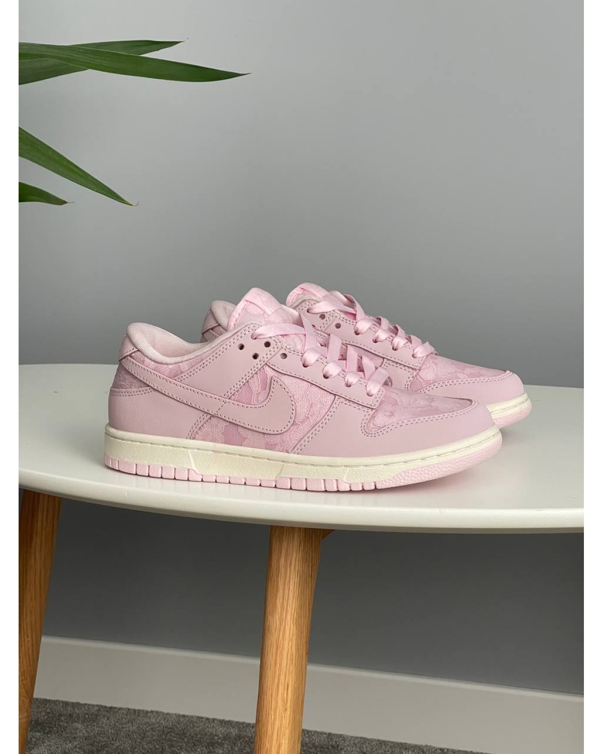 Nike Dunk Low WMNS ‘Lace Pack - Regal Pink’