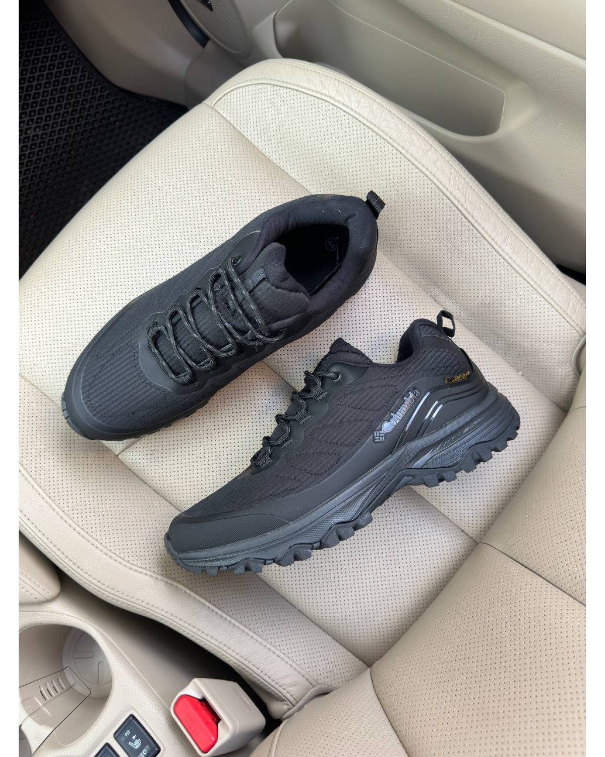 Columbia Gore-Tex Dark Grey